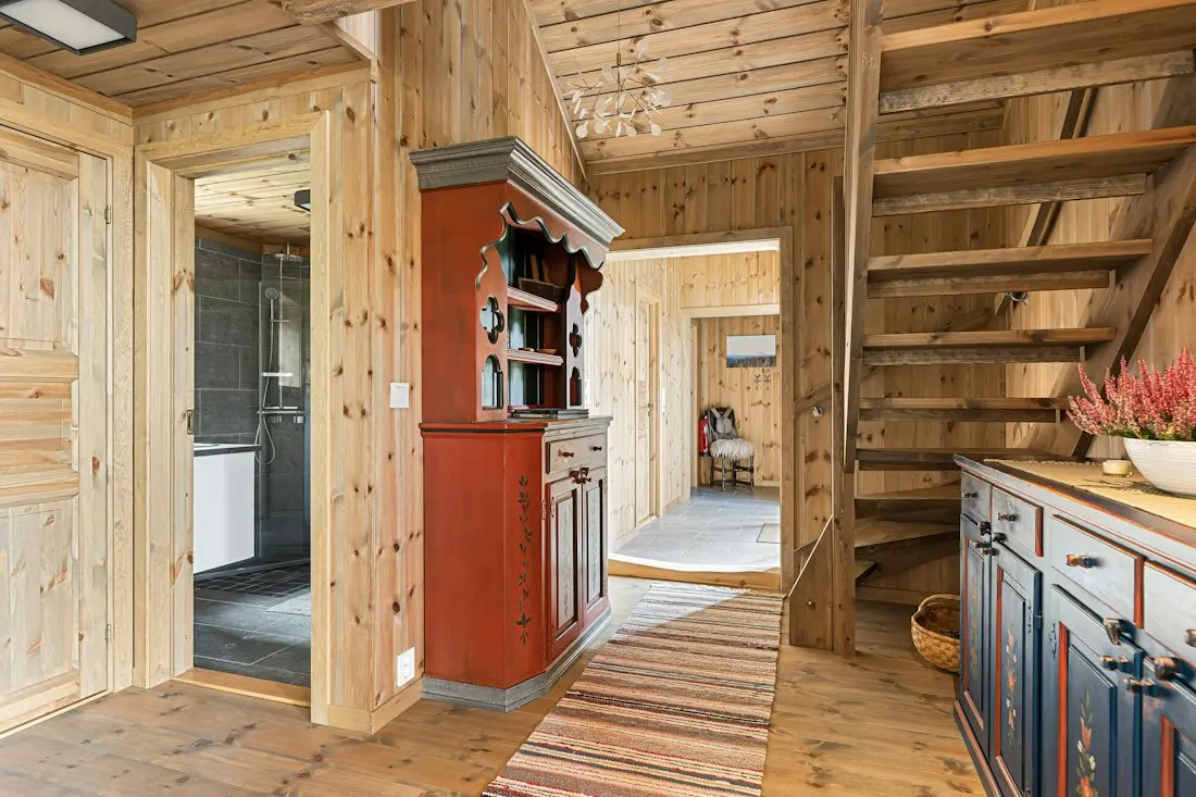 Intérieur de chalet en bois